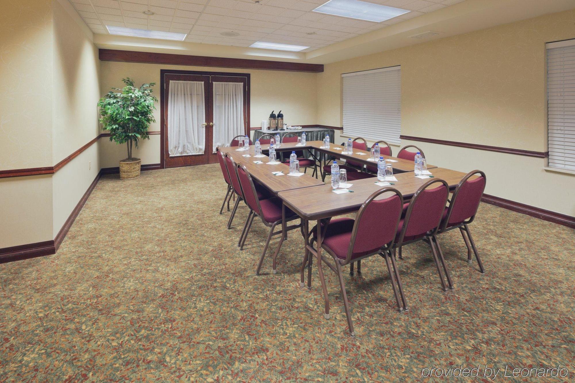 Country Inn & Suites By Radisson, Appleton, Wi Business photo